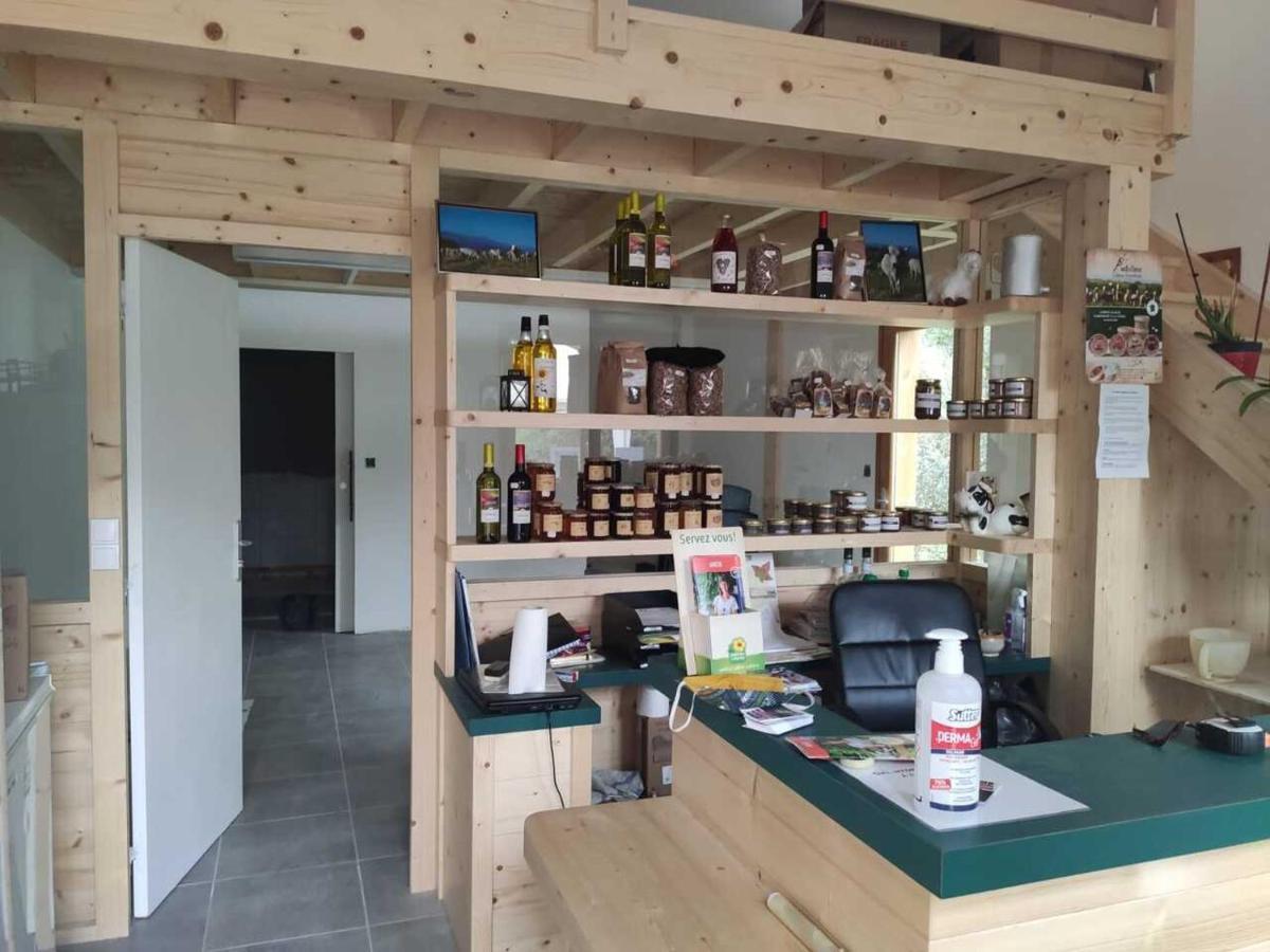 Lodg'Ing Secret Camp Ariege Otel Lordat Dış mekan fotoğraf